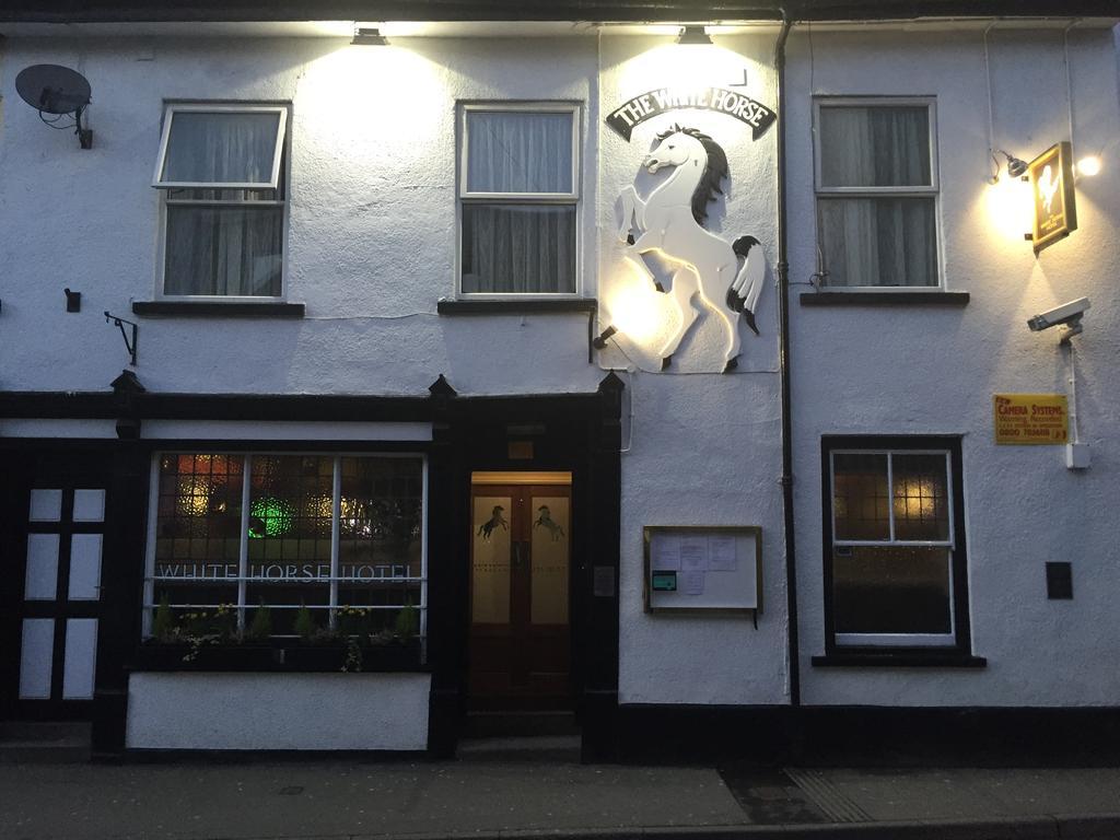 White Horse Hotel Builth Wells Eksteriør billede